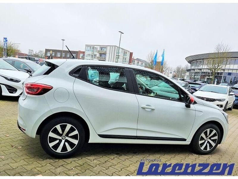 Gebraucht Renault Clio V Equilibre 91 PS (66 kW) 2022 Weiß Limousine