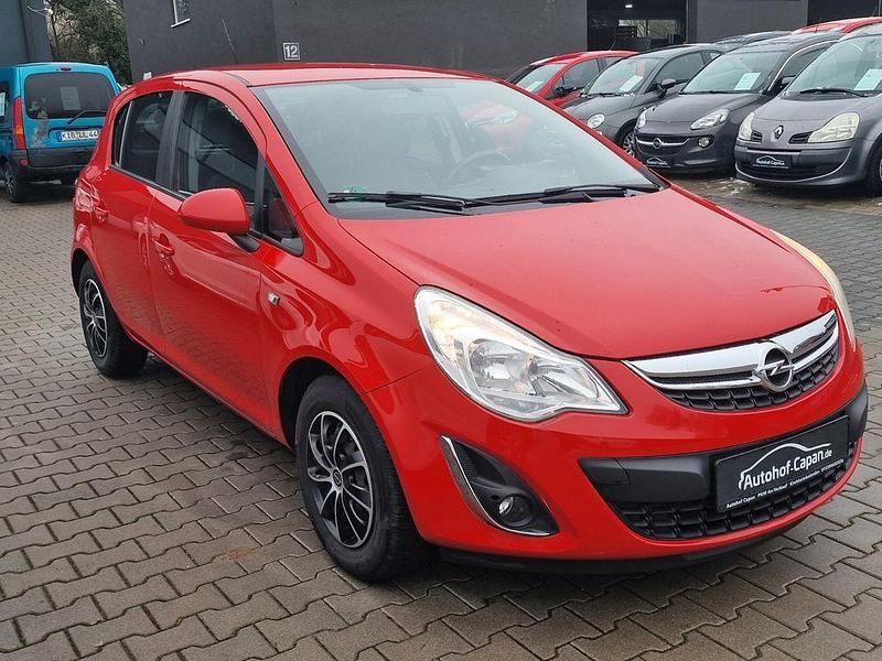 Gebraucht Opel Corsa 69 PS (50 kW) 2012 Rot Limousine