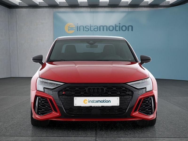 Gebraucht Audi RS3 400 PS (294 kW) 2023 Rot Limousine