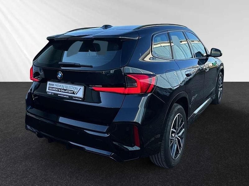 Gebraucht BMW X1 M Sport 136 PS (100 kW) 2025 Saphirschwarz metallic SUV