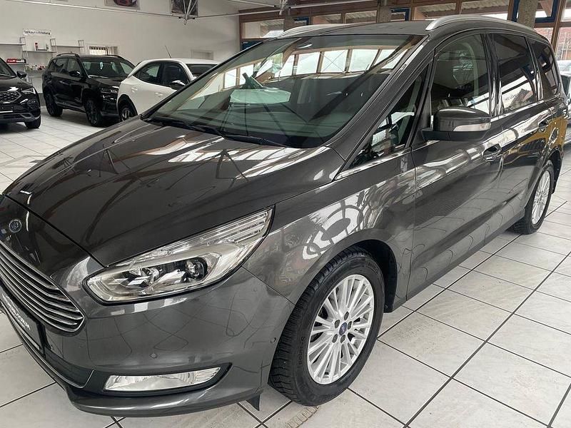 Gebraucht Ford Galaxy Titanium 190 PS (139 kW) 2019 Grau Van / Kleinbus