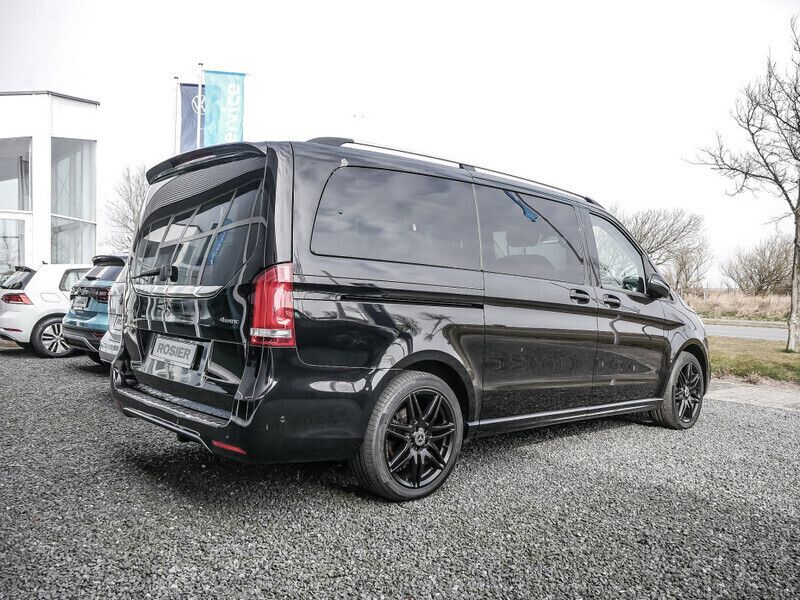Gebraucht Mercedes V300 Exclusive 239 PS (175 kW) 2019 Schwarz / obsidianschwarz Van / Kleinbus