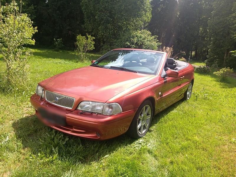 Second-hand Volvo C70 163 CP (119 kW) 2000 Cabrio