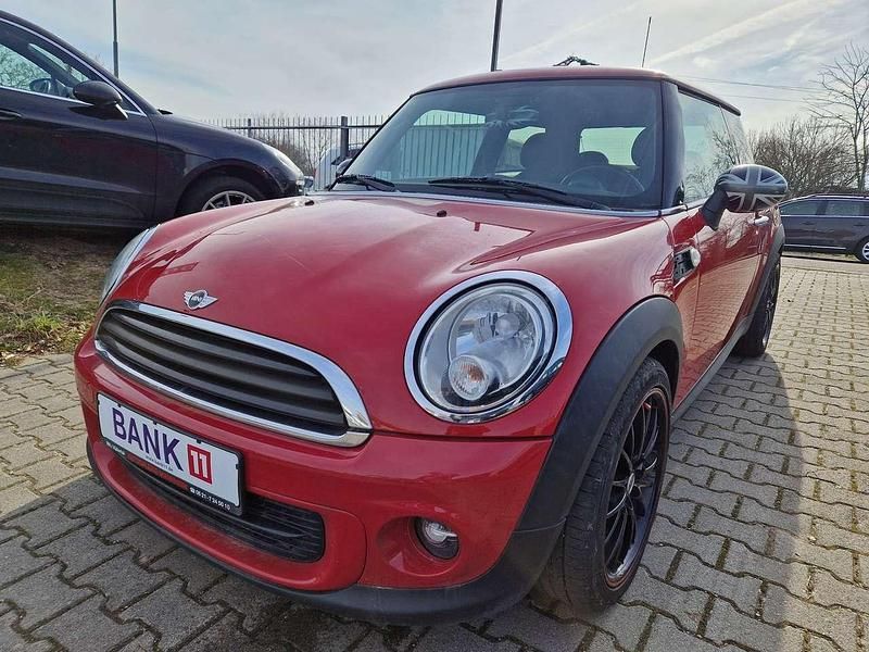 Gebraucht Mini ONE 75 PS (55 kW) 2012 Rot Kleinwagen