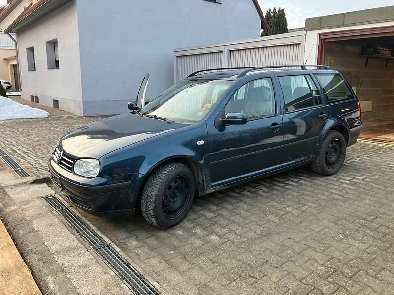 Gebraucht VW Golf IV 74 PS (54 kW) 2006 Blau Kombi