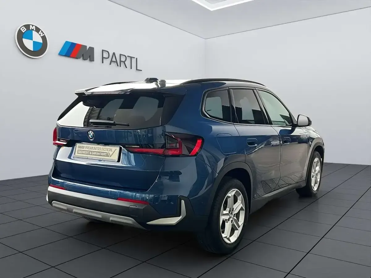 Gebraucht BMW X1 Sport Line 156 PS (114 kW) 2025 Phytonicblau SUV
