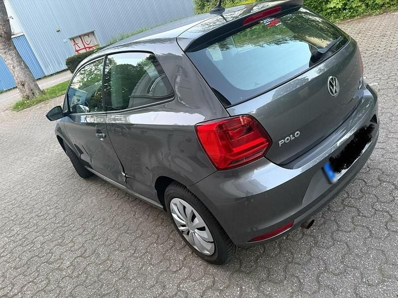 Second-hand VW Polo 90 CP (66 kW) 2017 Gri Hatchback