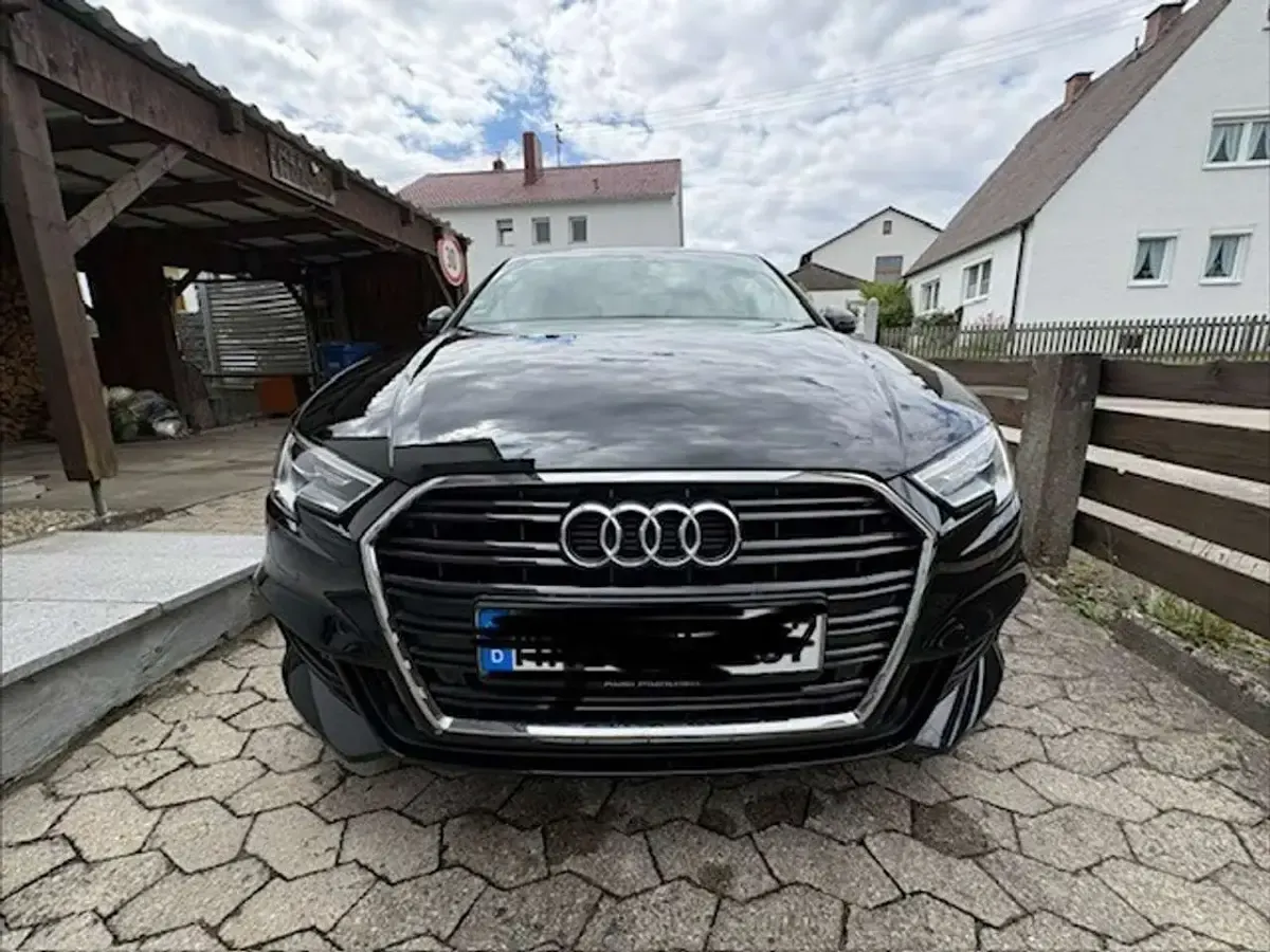 Second-hand Audi A3 150 CP (110 kW) 2018 Negru Berlinǎ