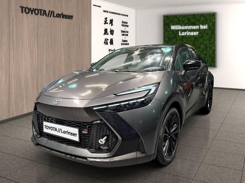 Schwarz Neu 2025 Toyota C-HR Sport SUV | 44.190 € - Bild 1/4