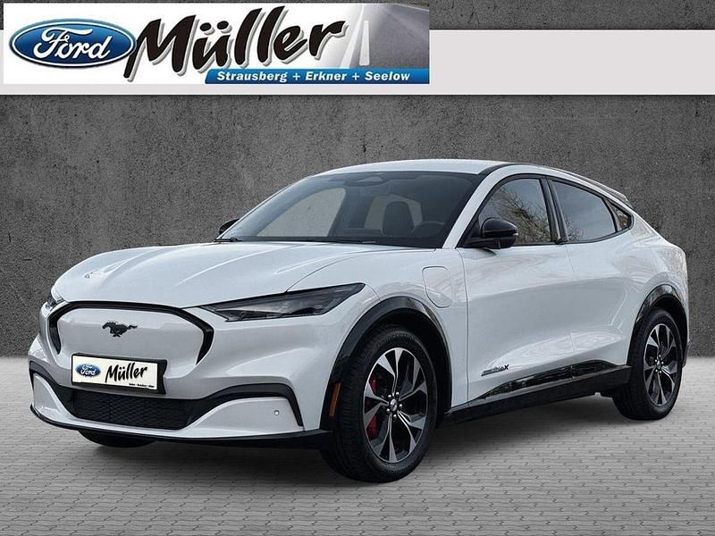Gebraucht Ford Mustang Mach-E Extended Range 258 kW (351 PS) 2021 Starweiss SUV