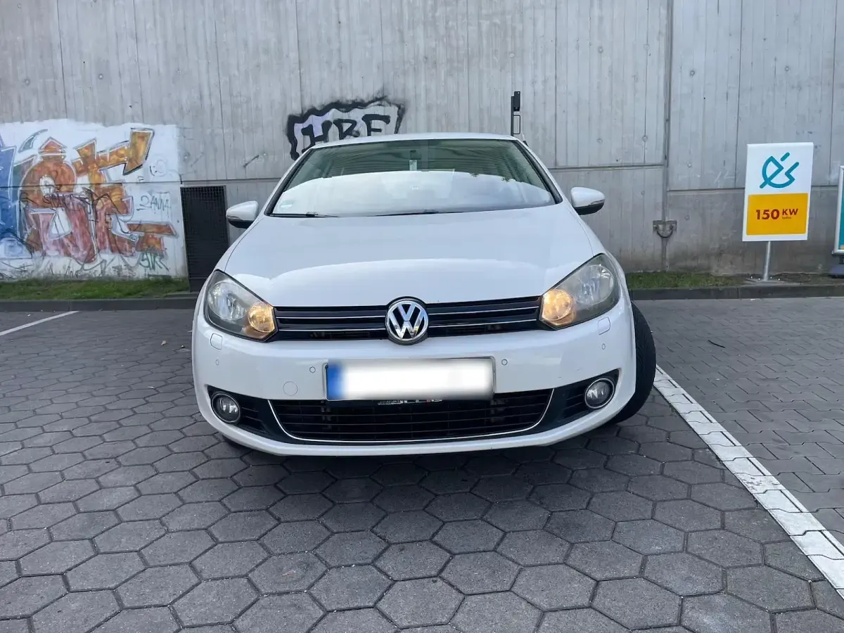 Gebraucht VW Golf VI Highline 140 PS (102 kW) 2009 Weiß Kleinwagen