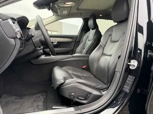 Gebraucht Volvo V90 145 PS (106 kW) 2023 Kombi