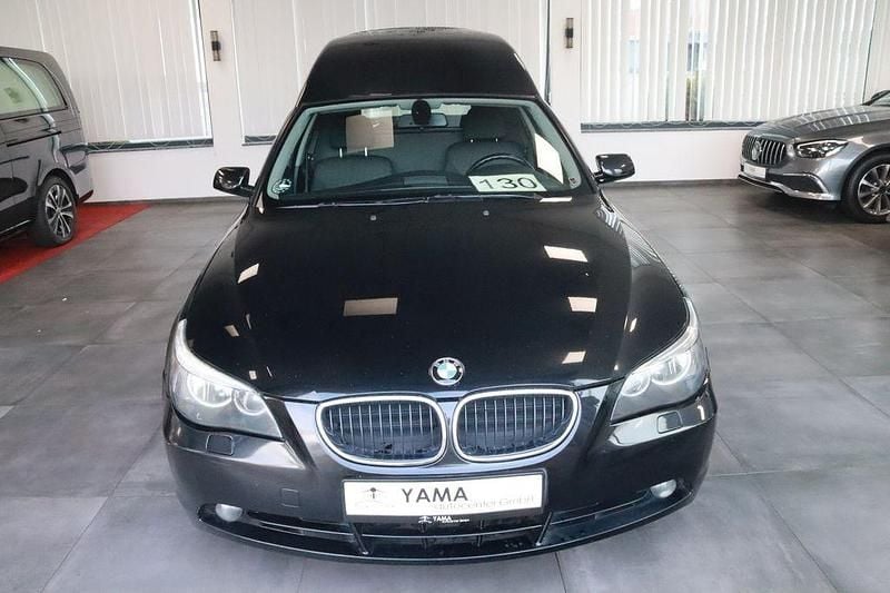Gebraucht BMW 525 Basis 2004 Schwarz Limousine
