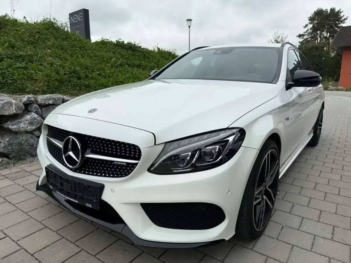 Gebraucht Mercedes C43 AMG AMG 367 PS (269 kW) 2017 Weiß Kombi