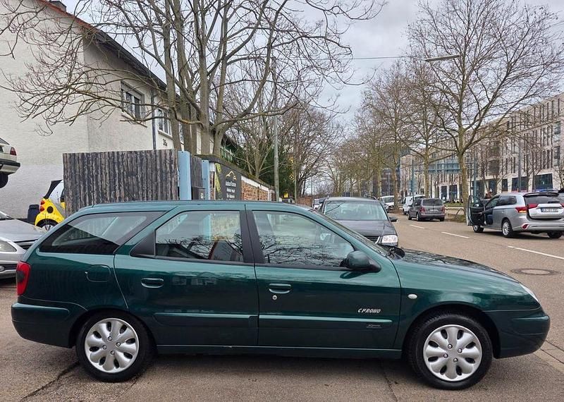Gebraucht Citroën Xsara 109 PS (80 kW) 2002 Grün Limousine