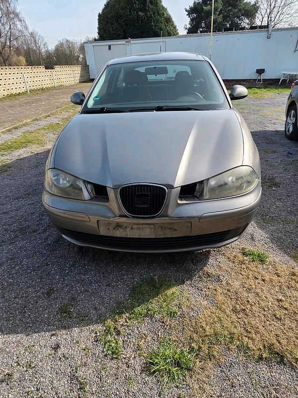 Gebraucht Seat Ibiza 75 PS (55 kW) 2004 Grau Kleinwagen