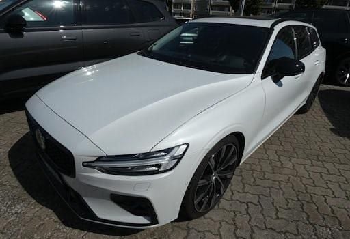 Gebraucht Volvo V60 Ultimate 197 PS (144 kW) 2024 Weiß Kombi