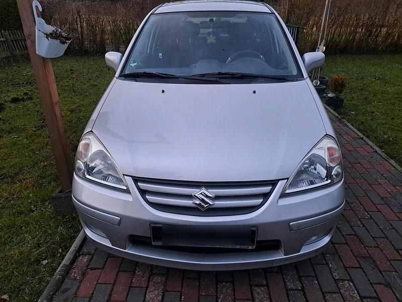 Silber Gebraucht 2005 Suzuki Liana Limousine | 3.200 € (Fairer Preis) - Bild 1/4