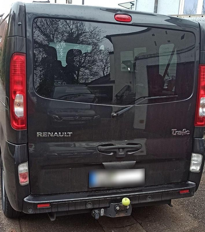 Gebraucht Renault Trafic Black Edition 114 PS (83 kW) 2014 Schwarz Van / Kleinbus