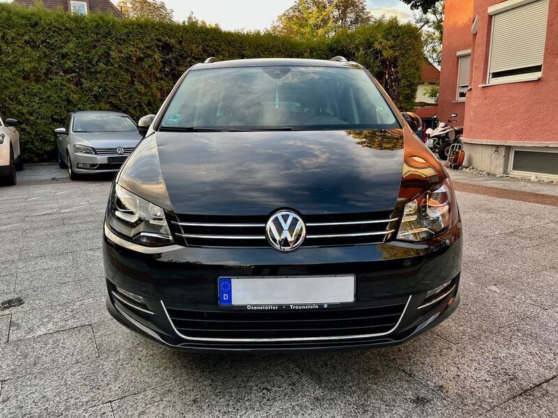Gebraucht VW Sharan Highline 184 PS (135 kW) 2015 Schwarz metallic Van / Kleinbus