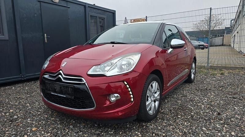 Rouge erytrhee/sanguine Gebraucht 2012 Citroën DS3 So Chic Limousine | 4.992 € (Fairer Preis) - Bild 1/4