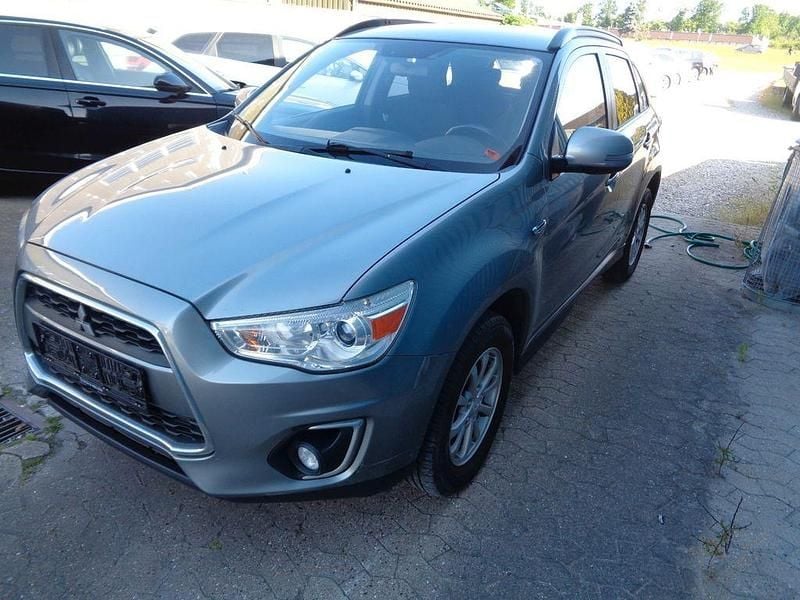 Grau Gebraucht 2015 Mitsubishi ASX Edition SUV | 5.900 € (Guter Preis) - Bild 1/4