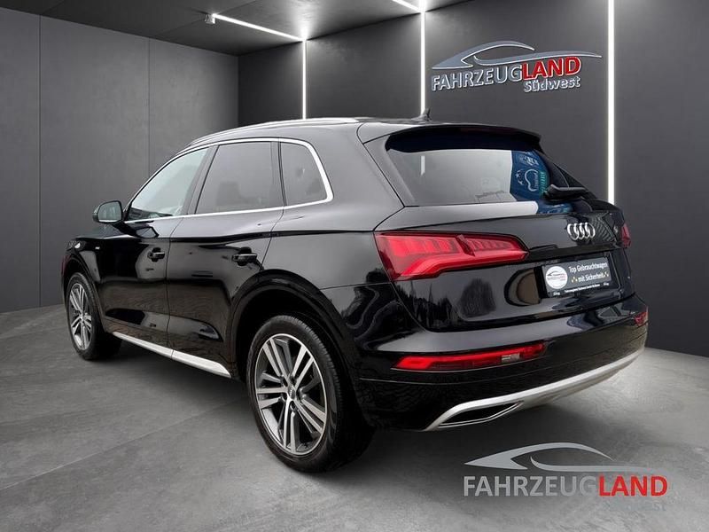 Gebraucht Audi Q5 Ambiente 190 PS (139 kW) 2019 Schwarz SUV