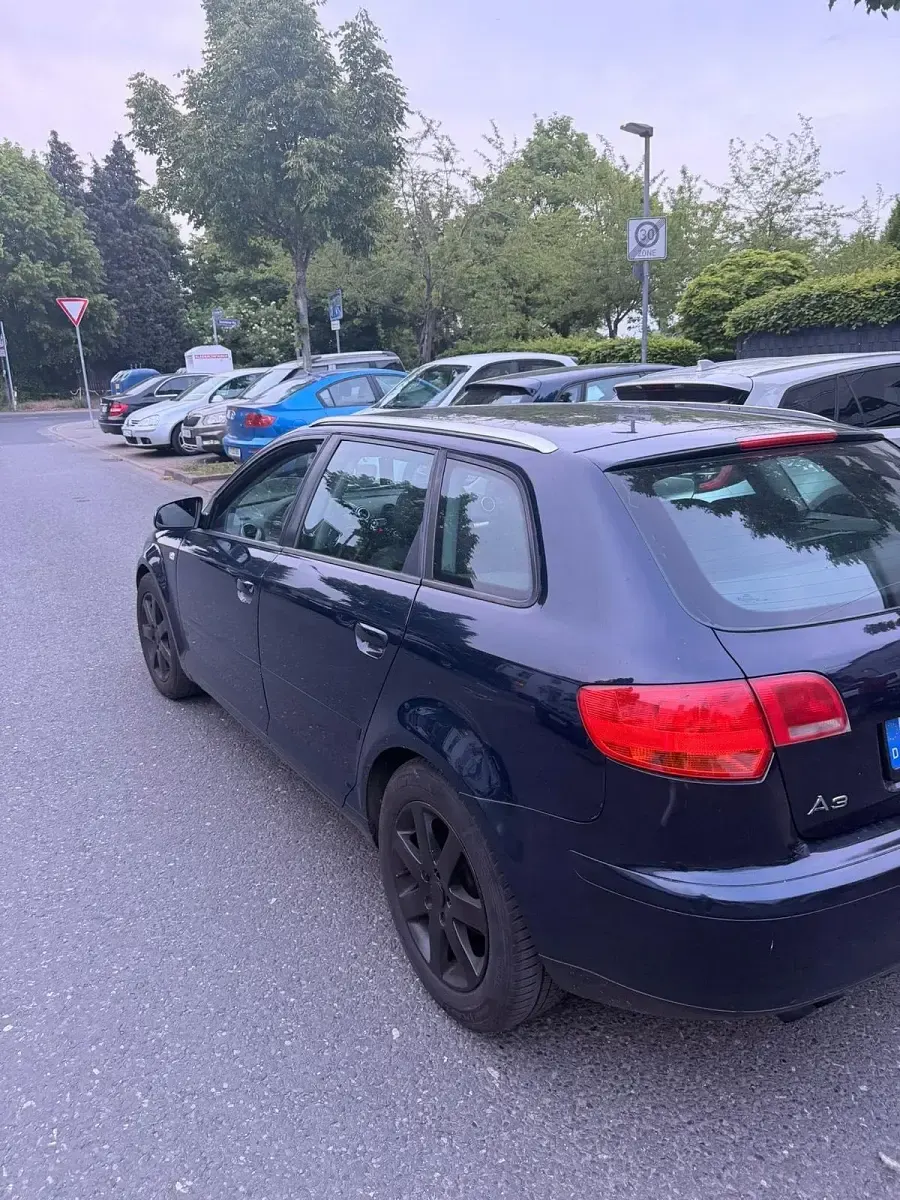 Używany Audi A3 140 KM (102 kW) 2005 Niebieski Hatchback