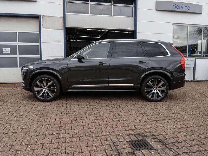 Gebraucht Volvo XC90 Plus 235 PS (172 kW) 2023 Particular grey SUV