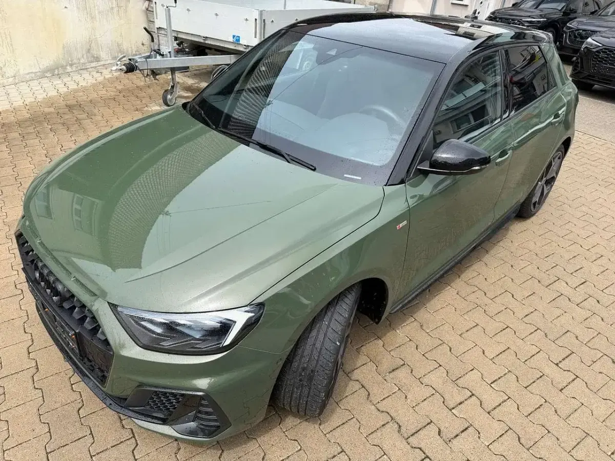 Gebraucht Audi A1 Sportback S-line plus 207 PS (152 kW) 2025 Grün Kleinwagen