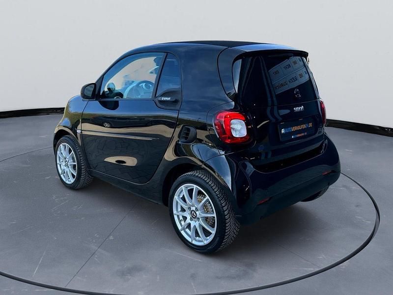 Gebraucht Smart ForTwo Coupé 60 kW (82 PS) 2020 Schwarz Coupé