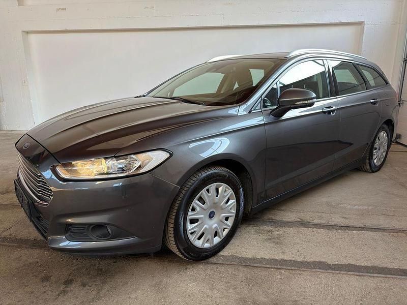 Gebraucht Ford Mondeo Trend 120 PS (88 kW) 2018 Grau Limousine