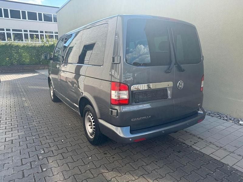 Gebraucht VW Caravelle 140 PS (102 kW) 2012 Grau Van