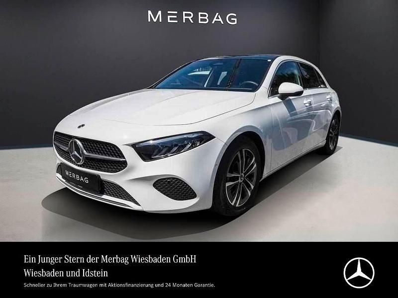 Polarweiß Gebraucht 2024 Mercedes A200 Progressive Limousine | 32.690 € (Etwas zu teuer) - Bild 1/4