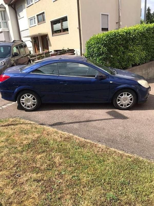 Blau Gebraucht 2007 Opel Astra Cabriolet Cabrio | 1.500 € - Bild 1/4