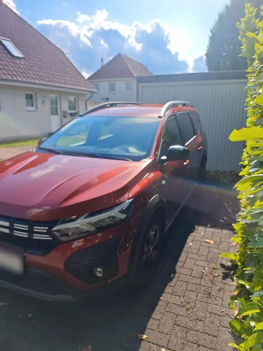 Gebraucht Dacia Jogger Extreme 110 PS (80 kW) 2023 Orange Van / Kleinbus