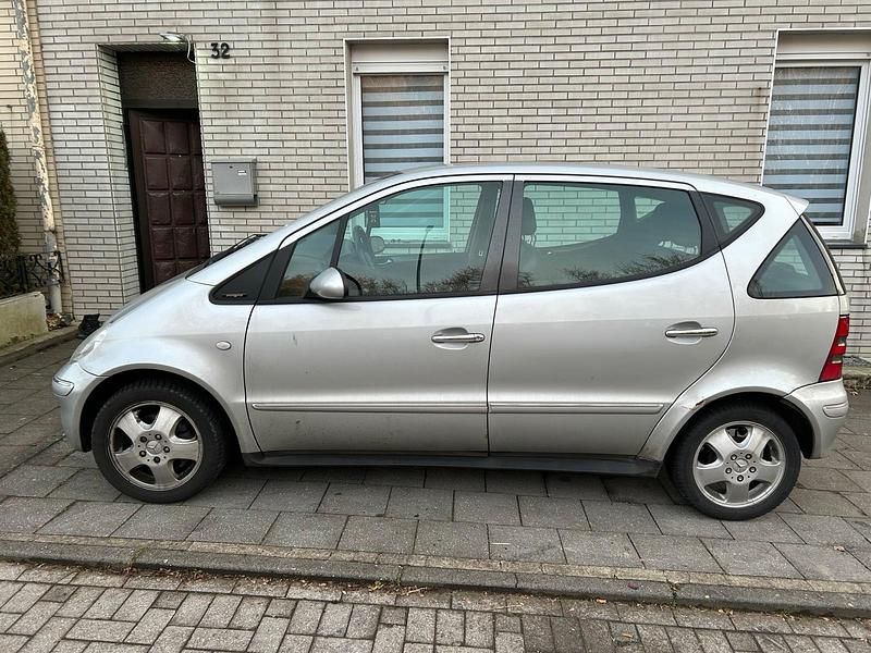 Gebraucht Mercedes A140 Avantgarde 2002 Silber Kleinwagen