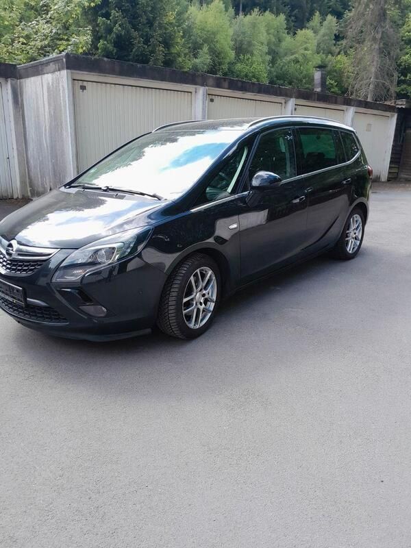 Schwarz Gebraucht 2011 Opel Zafira Tourer Active Van / Kleinbus | 5.600 € (Superpreis) - Bild 1/4