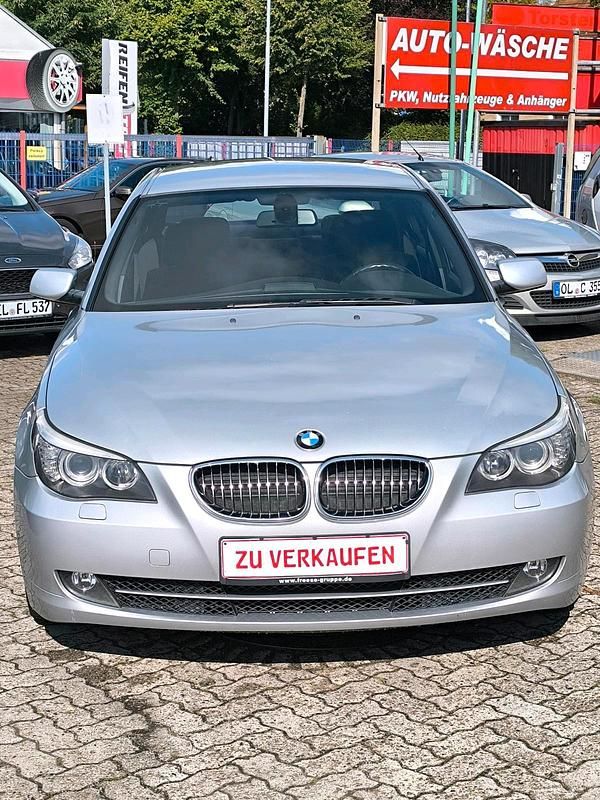 Silber Gebraucht 2007 BMW 525 Limousine | 4.650 € (Guter Preis) - Bild 1/4