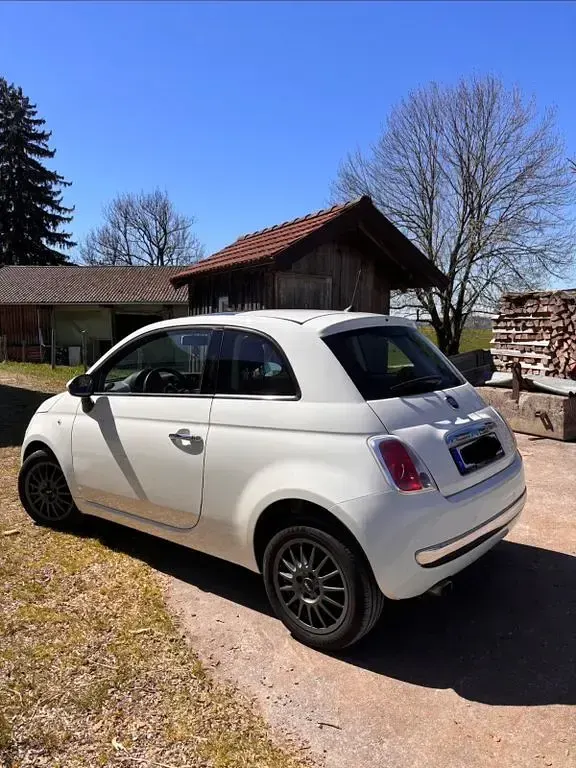 Gebraucht Fiat 500 Lounge 69 PS (50 kW) 2014 Silber Kleinwagen