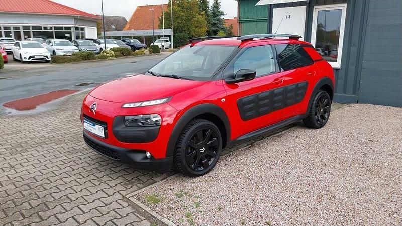 Rot Gebraucht 2016 Citroën C4 Cactus Shine Kleinwagen | 8.499 € (Fairer Preis) - Bild 1/4