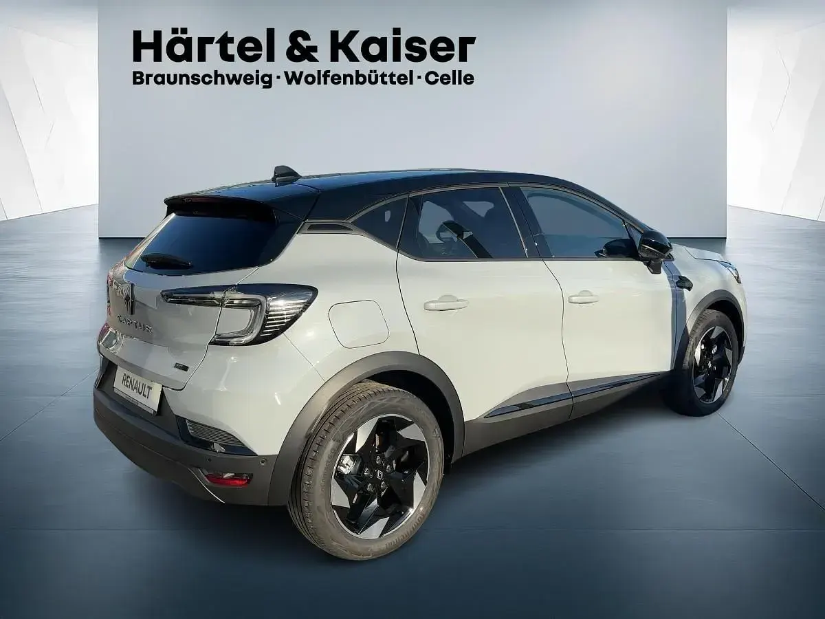 Ny Renault Captur Techno 158 HK (116 kW) 2025 Grå SUV