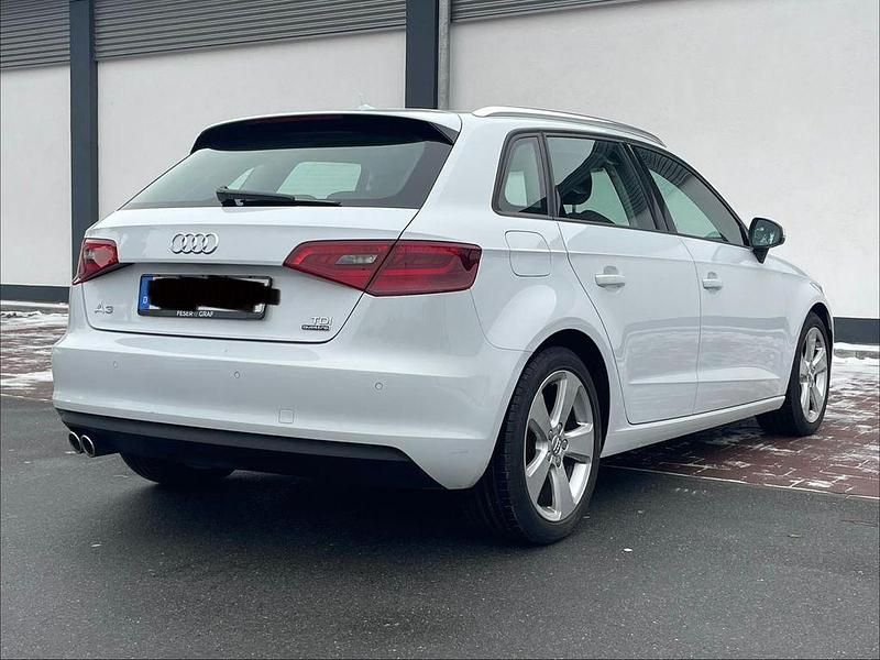 Gebraucht Audi A3 Sport 184 PS (135 kW) 2016 Weiß Limousine