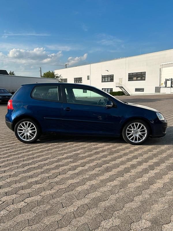 Gebraucht VW Golf V GT 170 PS (125 kW) 2006 Blau Kleinwagen