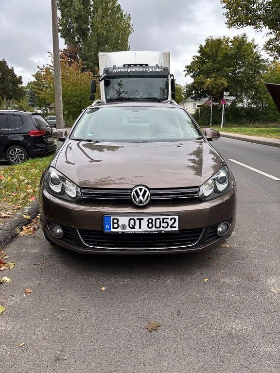 Beige Gebraucht 2011 VW Golf VI Highline Kombi | 4.900 € (Guter Preis) - Bild 1/4