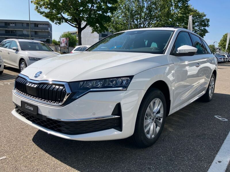 Weiß Neu 2025 Skoda Octavia Selection Kombi | 33.677 € (Superpreis) - Bild 1/3