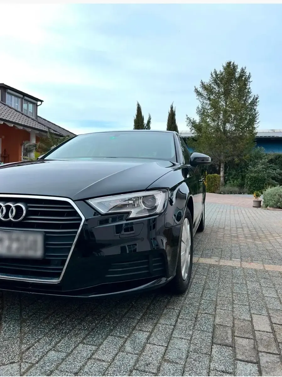 Gebraucht Audi A3 150 PS (110 kW) 2020 Schwarz Limousine