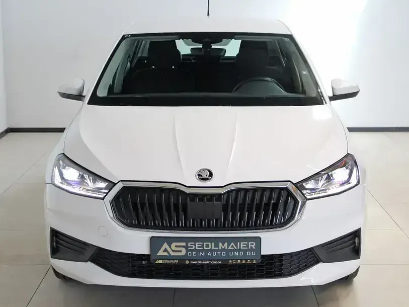Gebraucht Skoda Fabia Tour 65 PS (47 kW) 2022 Weiss Kleinwagen