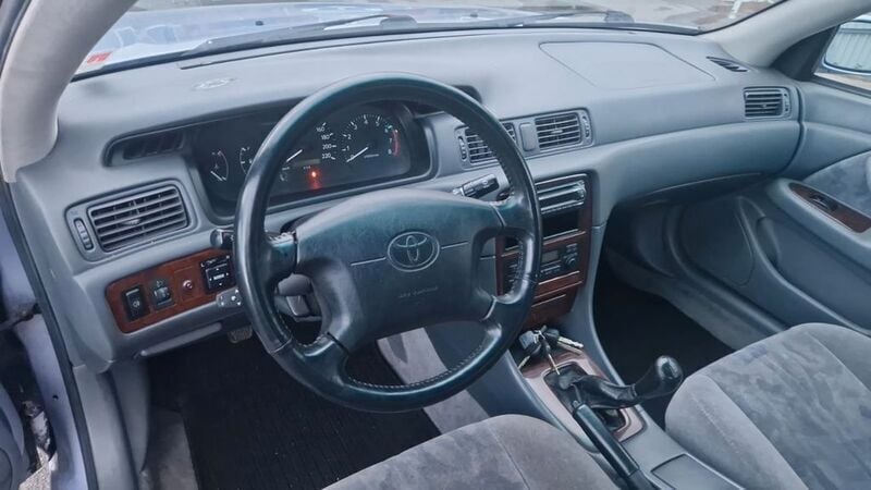 Gebraucht Toyota Camry 131 PS (96 kW) 2001 Limousine