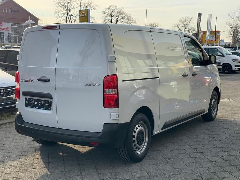 Gebraucht Citroën Jumpy 120 PS (88 kW) 2024 Lackierung weiss icy/typ aussenverkleidung spiegel flach standard Van / Kleinbus